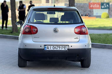 Хэтчбек Volkswagen Golf 2006 в 