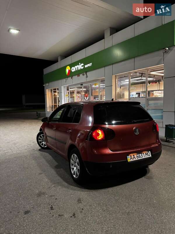 Хэтчбек Volkswagen Golf 2008 в Лубнах