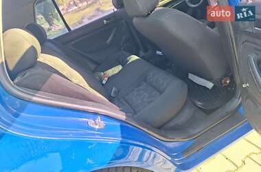 Хетчбек Volkswagen Golf 1999 в 