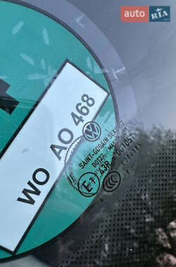 Хэтчбек Volkswagen Golf 2009 в 