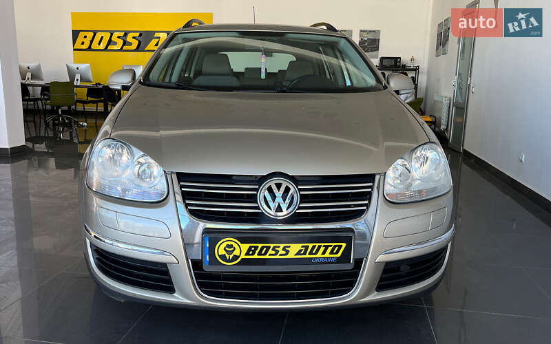 Універсал Volkswagen Golf 2008 в Шептицькому