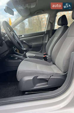 Универсал Volkswagen Golf 2009 в 