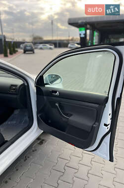 Универсал Volkswagen Golf 2009 в 