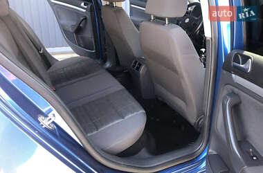 Хэтчбек Volkswagen Golf 2007 в 