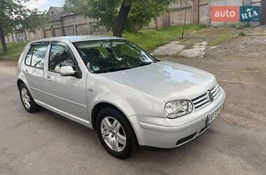 Хетчбек Volkswagen Golf 2000 в Запоріжжі