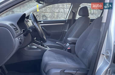 Універсал Volkswagen Golf 2008 в 