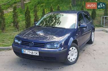 Хэтчбек Volkswagen Golf 2003 в Львове