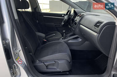 Універсал Volkswagen Golf 2008 в 
