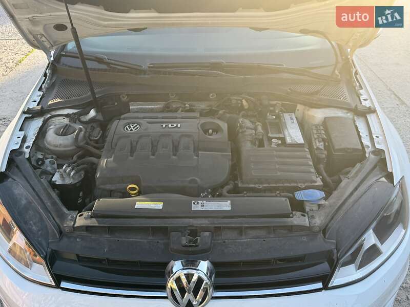 Універсал Volkswagen Golf 2015 в Броварах