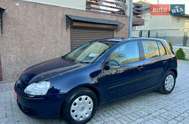 Хэтчбек Volkswagen Golf 2007 в 