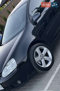 Хэтчбек Volkswagen Golf 2008 в 