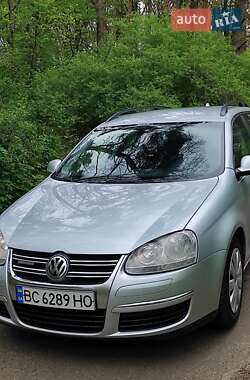Універсал Volkswagen Golf 2008 в Шептицькому