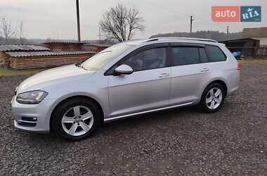 Універсал Volkswagen Golf 2014 в 