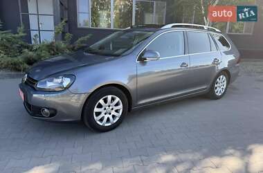 Универсал Volkswagen Golf 2010 в 