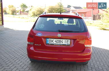 Універсал Volkswagen Golf 2009 в 