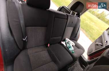 Хетчбек Volkswagen Golf 1998 в 