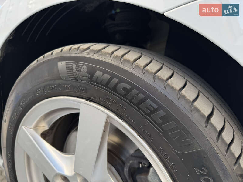 Універсал Volkswagen Golf 2018 в Івано-Франківську