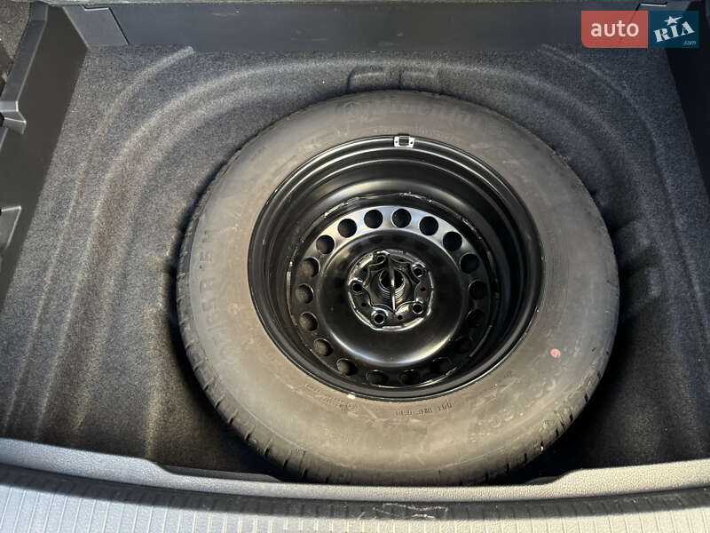 Універсал Volkswagen Golf 2018 в Івано-Франківську