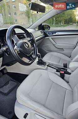 Хэтчбек Volkswagen Golf 2014 в 