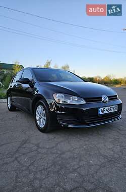 Хэтчбек Volkswagen Golf 2014 в 