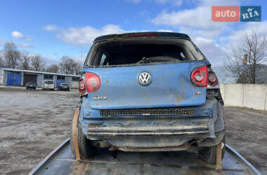 Хетчбек Volkswagen Golf 2005 в Ярмолинцях