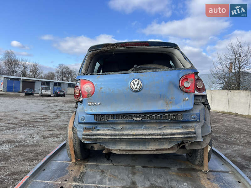 Volkswagen Golf 2005