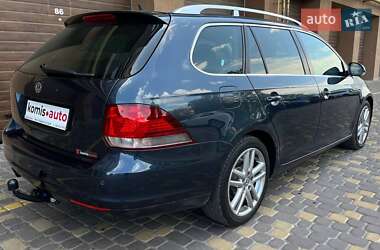 Універсал Volkswagen Golf 2010 в 