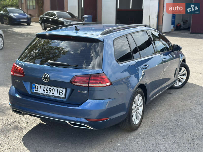 Універсал Volkswagen Golf 2019 в Мукачевому