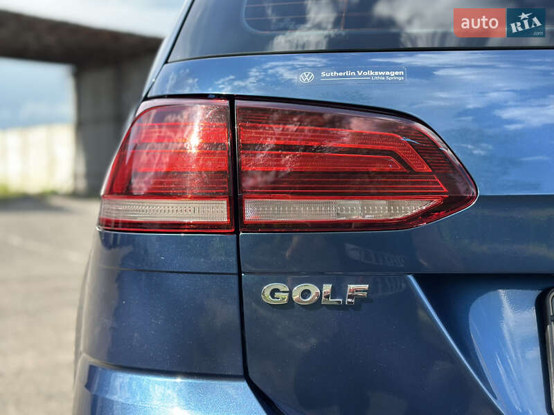 Універсал Volkswagen Golf 2019 в Мукачевому