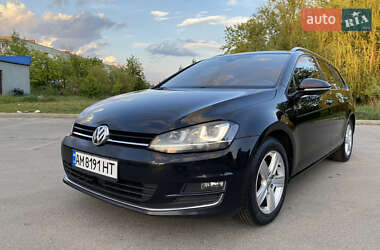 Универсал Volkswagen Golf 2016 в 