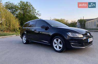 Универсал Volkswagen Golf 2016 в 