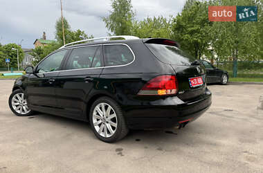 Універсал Volkswagen Golf 2011 в 