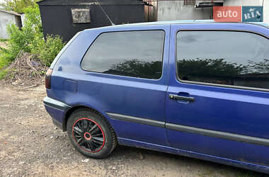 Хэтчбек Volkswagen Golf 1997 в 