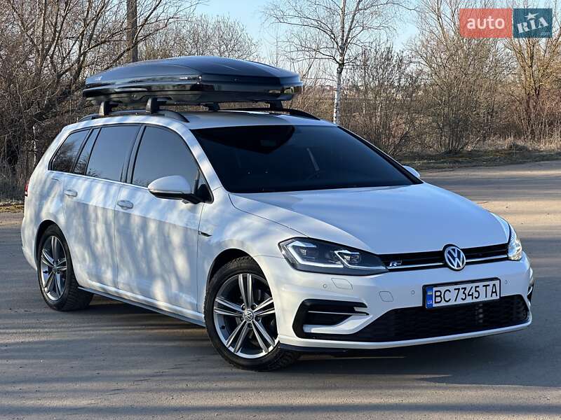 Універсал Volkswagen Golf 2019 в 