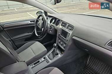 Універсал Volkswagen Golf 2016 в 