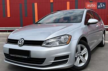 Універсал Volkswagen Golf 2015 в Києві