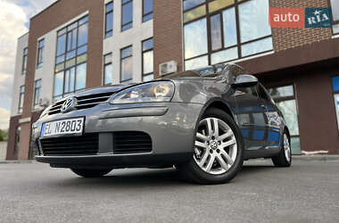 Хэтчбек Volkswagen Golf 2009 в 