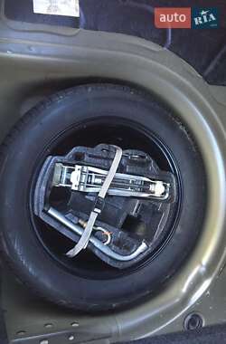 Хетчбек Volkswagen Golf 2003 в 