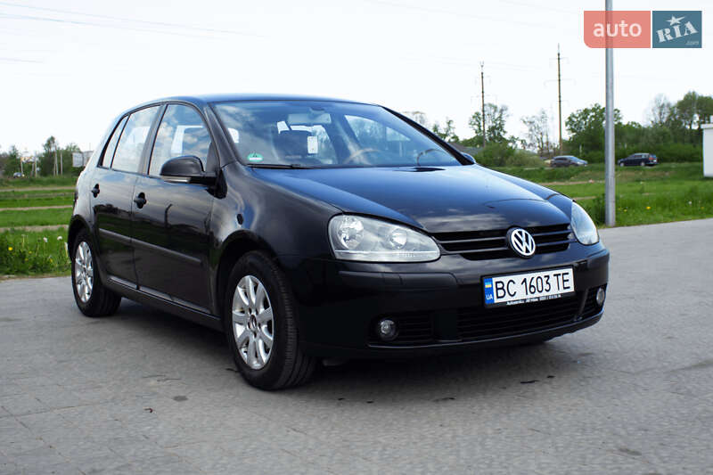 Volkswagen Golf 2004