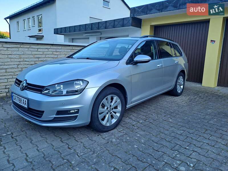 Універсал Volkswagen Golf 2016 в Черкасах