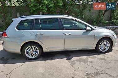 Универсал Volkswagen Golf 2014 в 