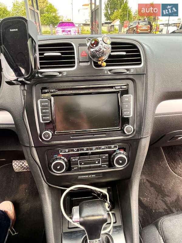 Універсал Volkswagen Golf 2010 в Львові