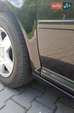 Хетчбек Volkswagen Golf 2003 в 