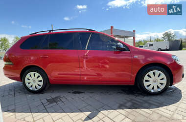 Універсал Volkswagen Golf 2012 в 