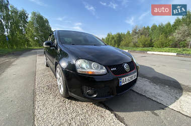 Хэтчбек Volkswagen Golf 2008 в 