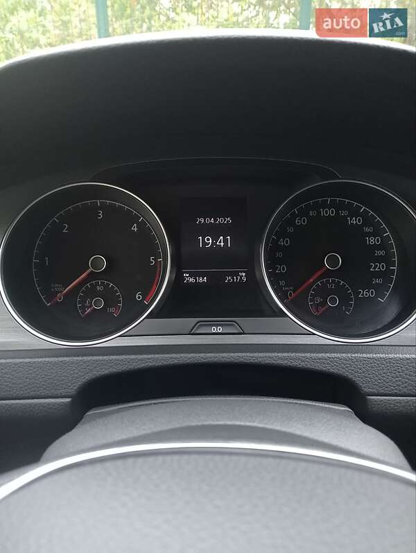 Універсал Volkswagen Golf 2013 в Львові