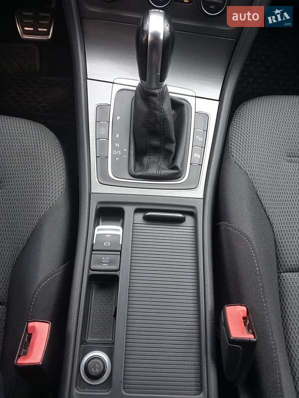 Універсал Volkswagen Golf 2013 в Львові