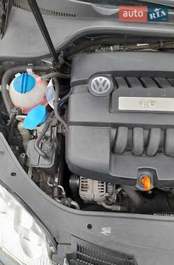 Универсал Volkswagen Golf 2009 в 