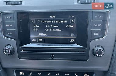 Хэтчбек Volkswagen Golf 2014 в 