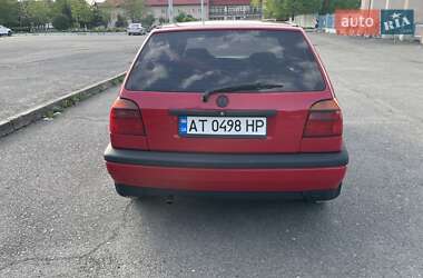 Хетчбек Volkswagen Golf 1994 в 